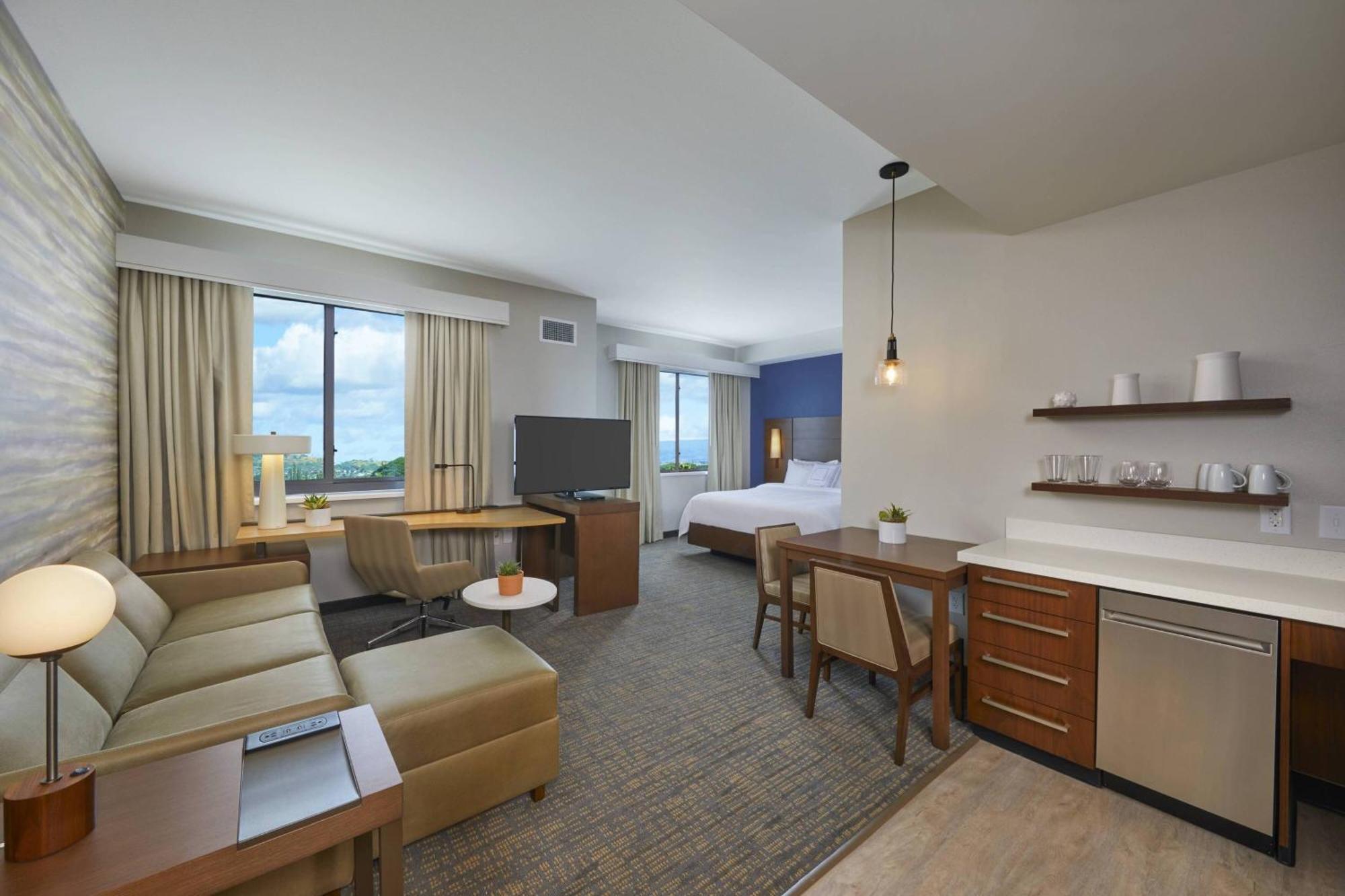 By Marriott Oahu Hotel Kapolei